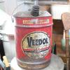 Vieux 5 gallon veedol motor oil # 10668