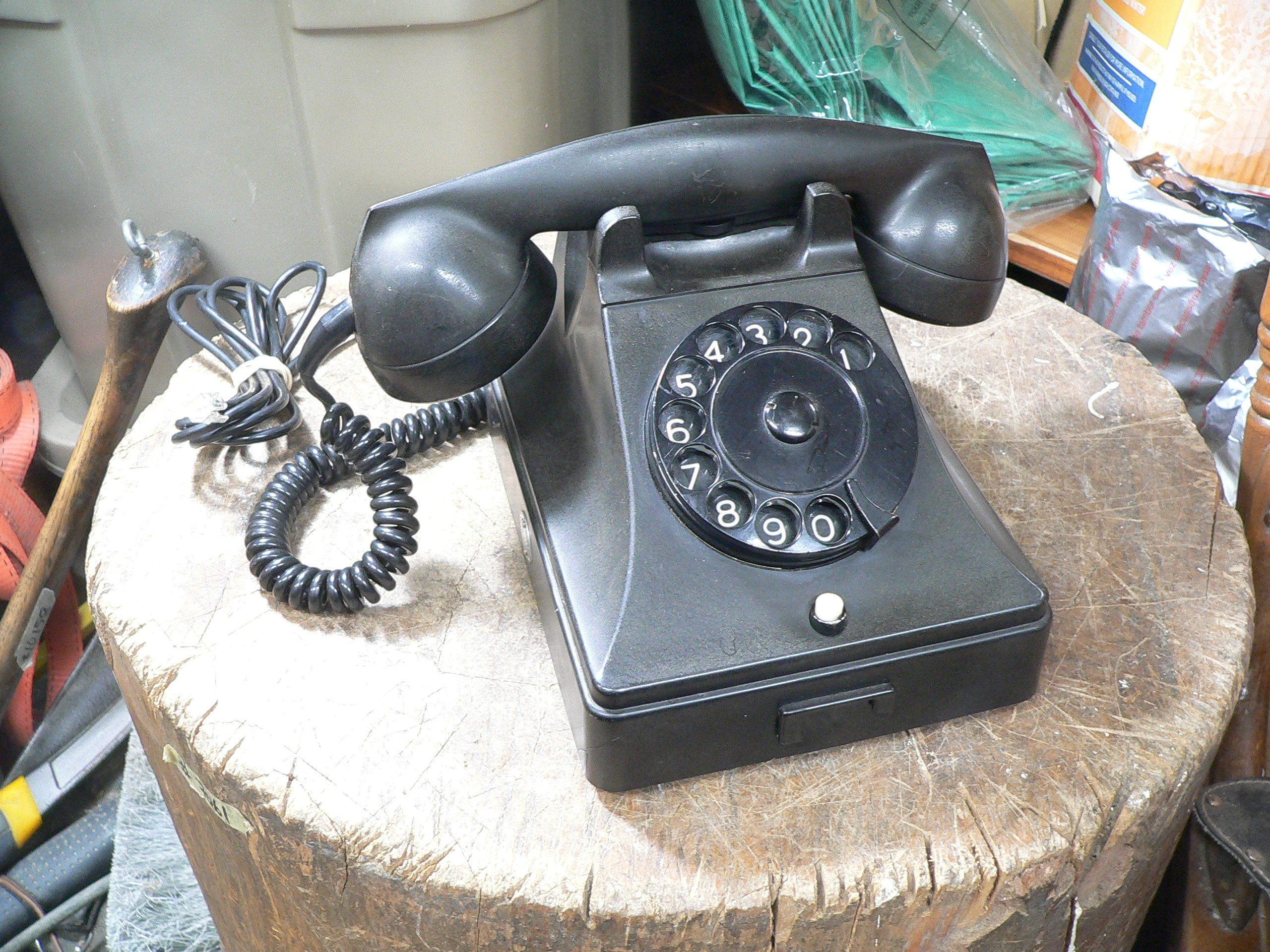 Téléphone antique # 11801 