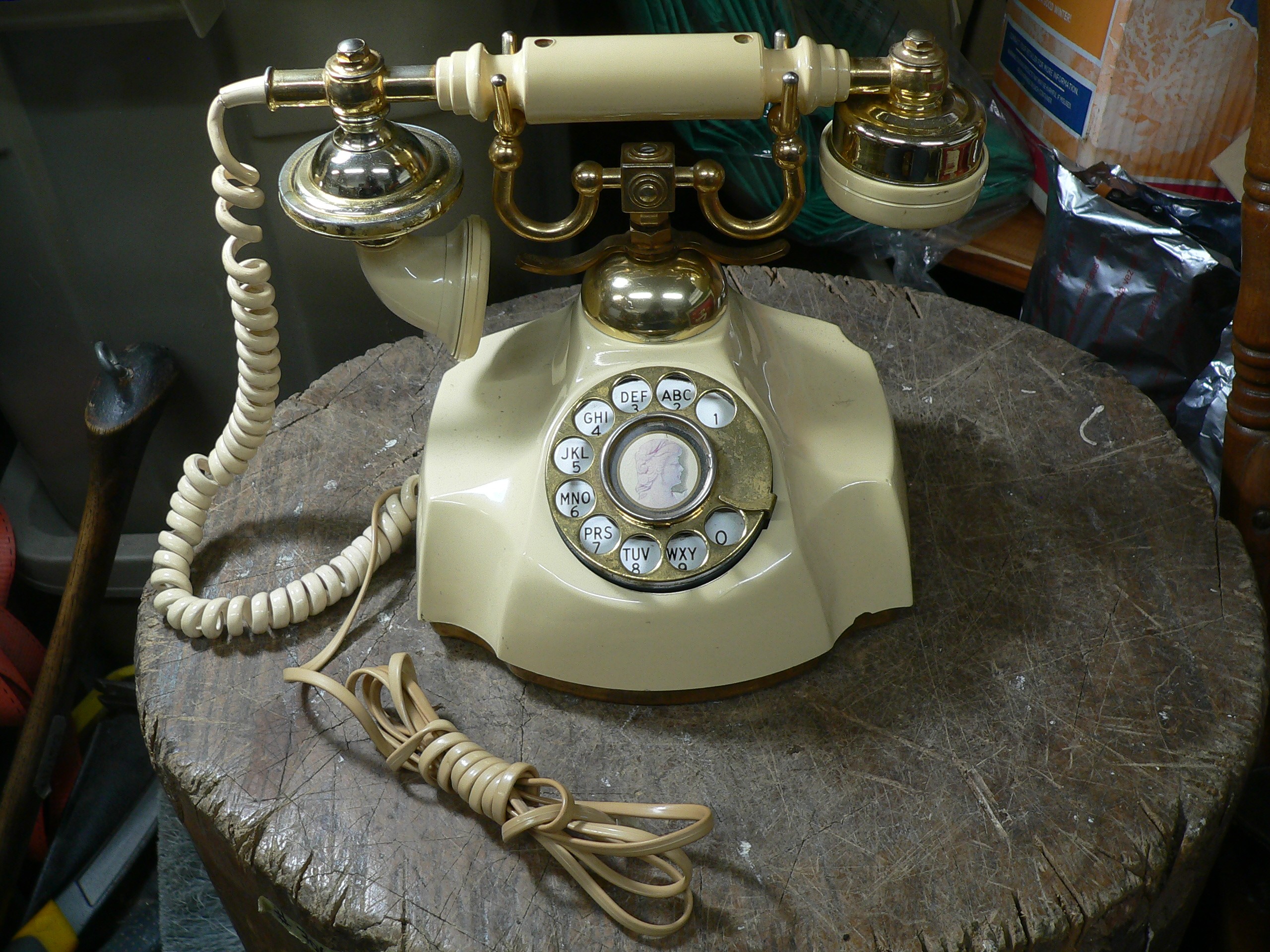 Téléphone vintage # 11802