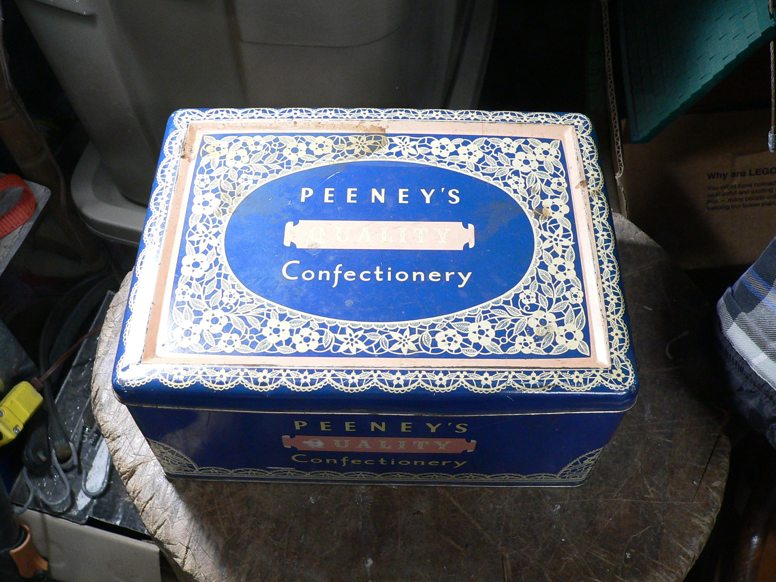 Boite de tôle Peeney's confectionery # 9170