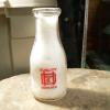 Bouteille antique de lait # 9776.2