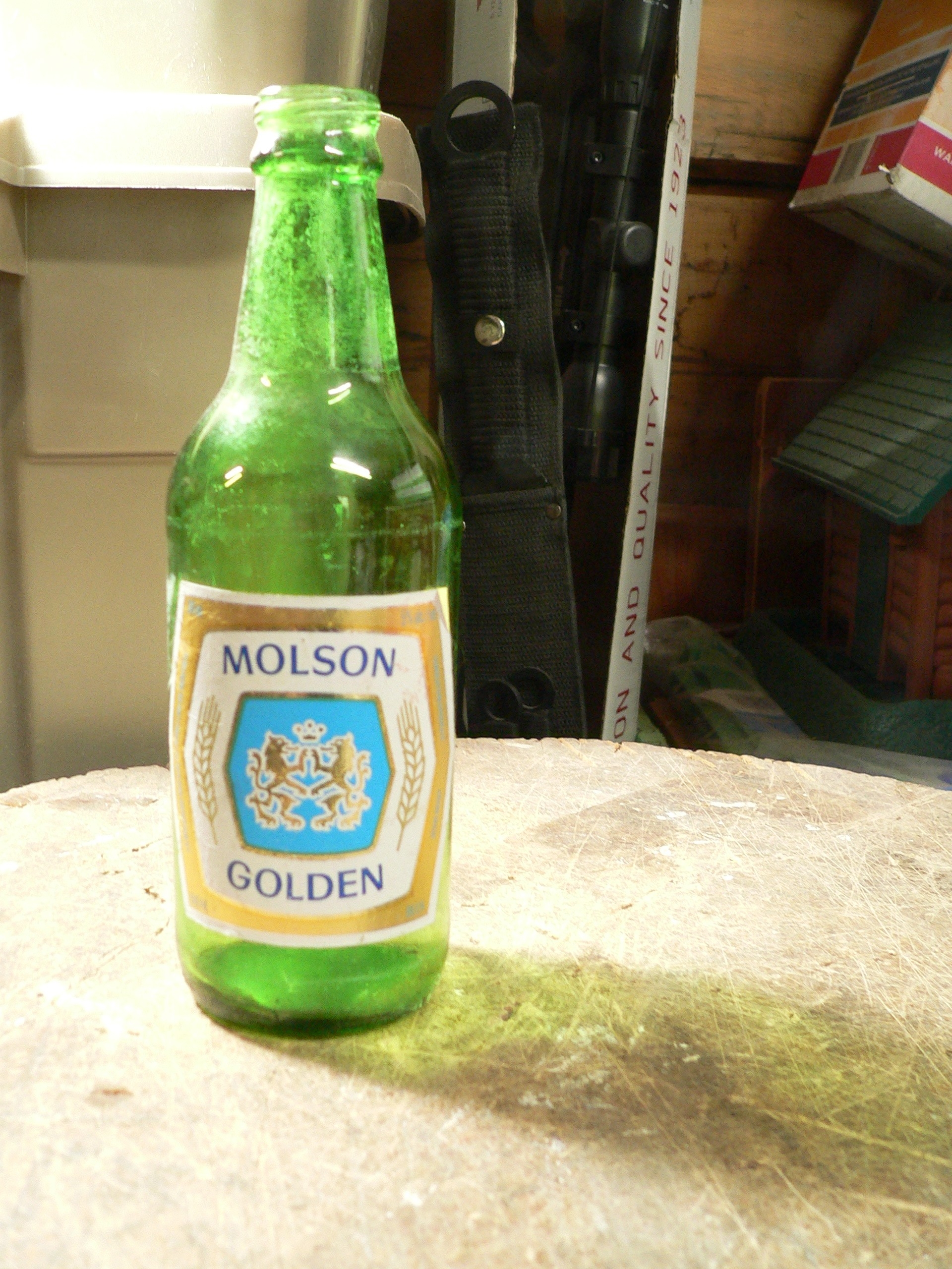 Bouteille de bière en verre brun VIDE vintage avec couvercle